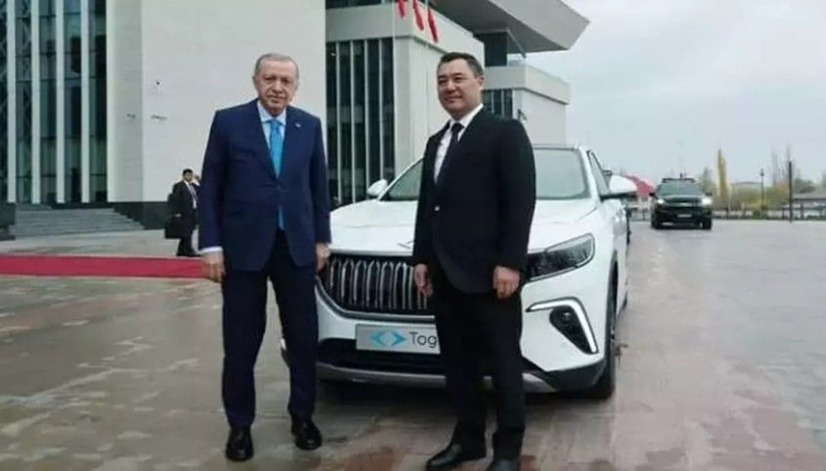 From Good Intentions to Betrayal: The Evolution of Collaboration