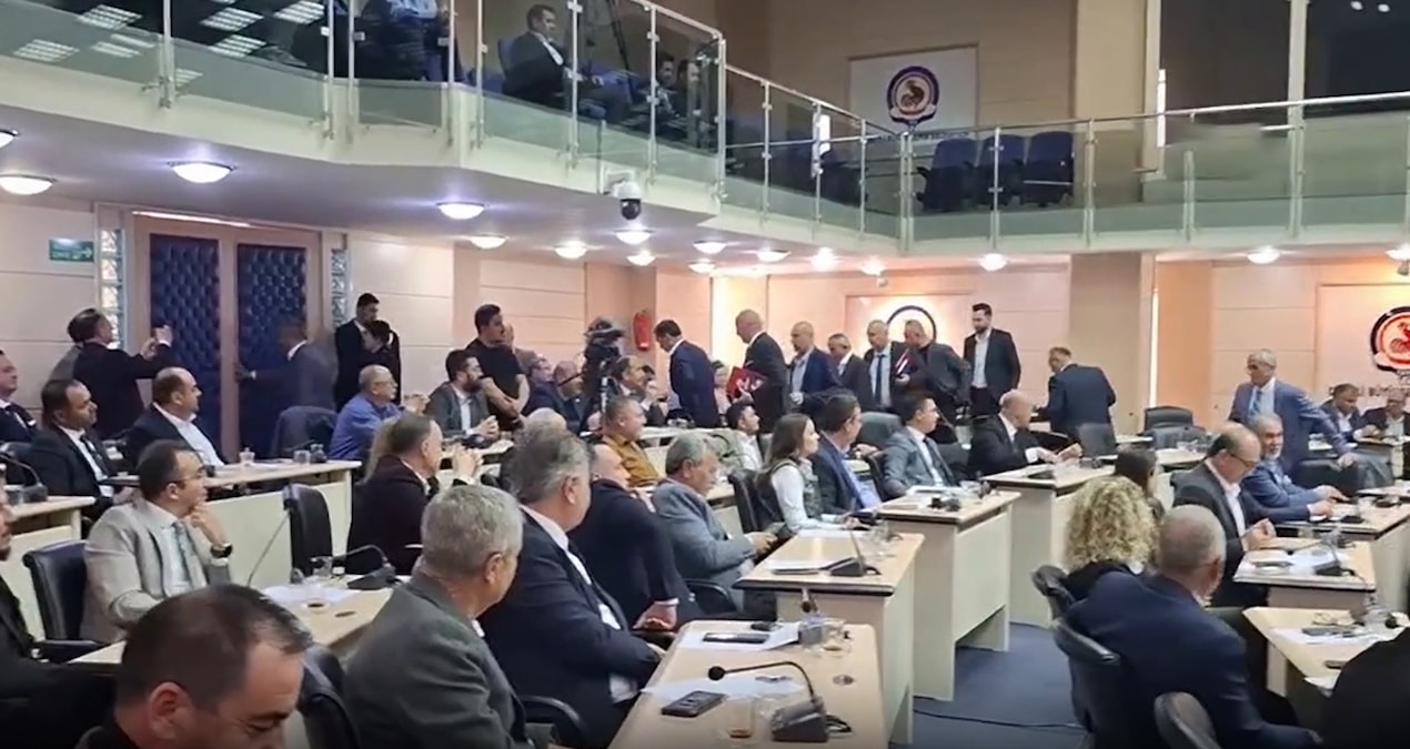 AKP loyalists incensed over rebranding decision!