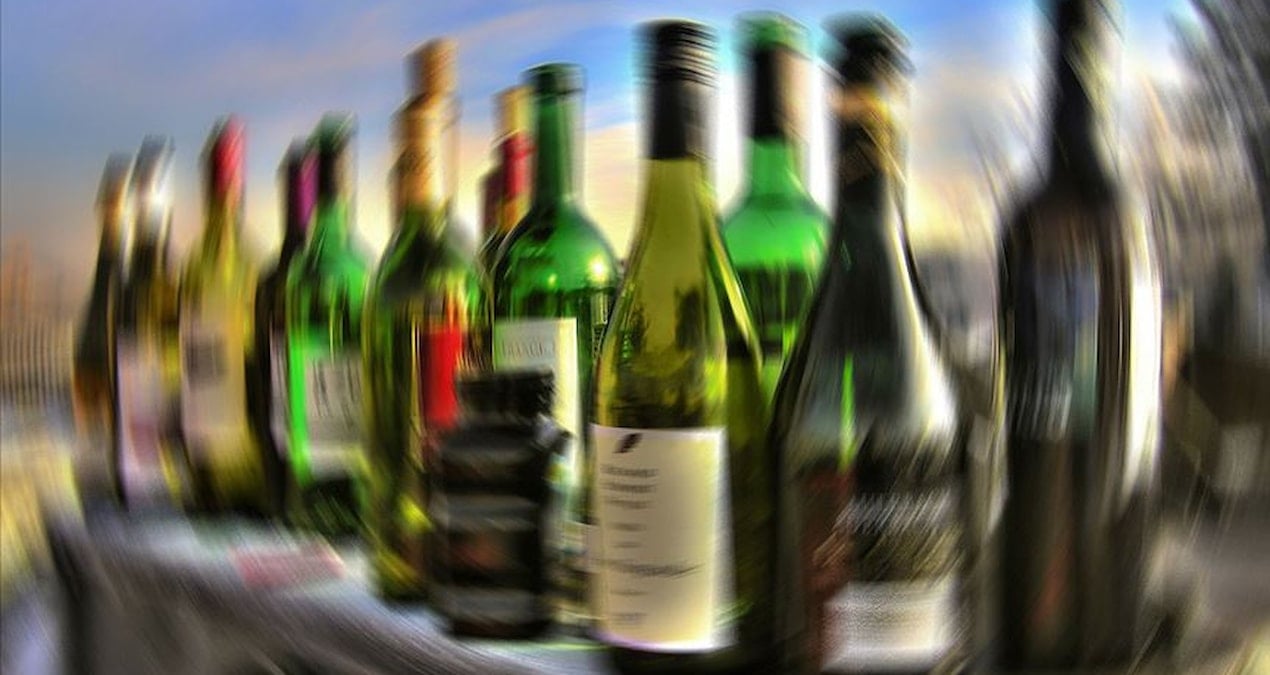 Iğdır'da sahte içki operasyonunda 2 şüpheli gözaltına alındı