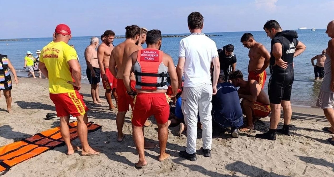 Tragedy Strikes in Sakarya: A Drowning Victim Enters the Sea