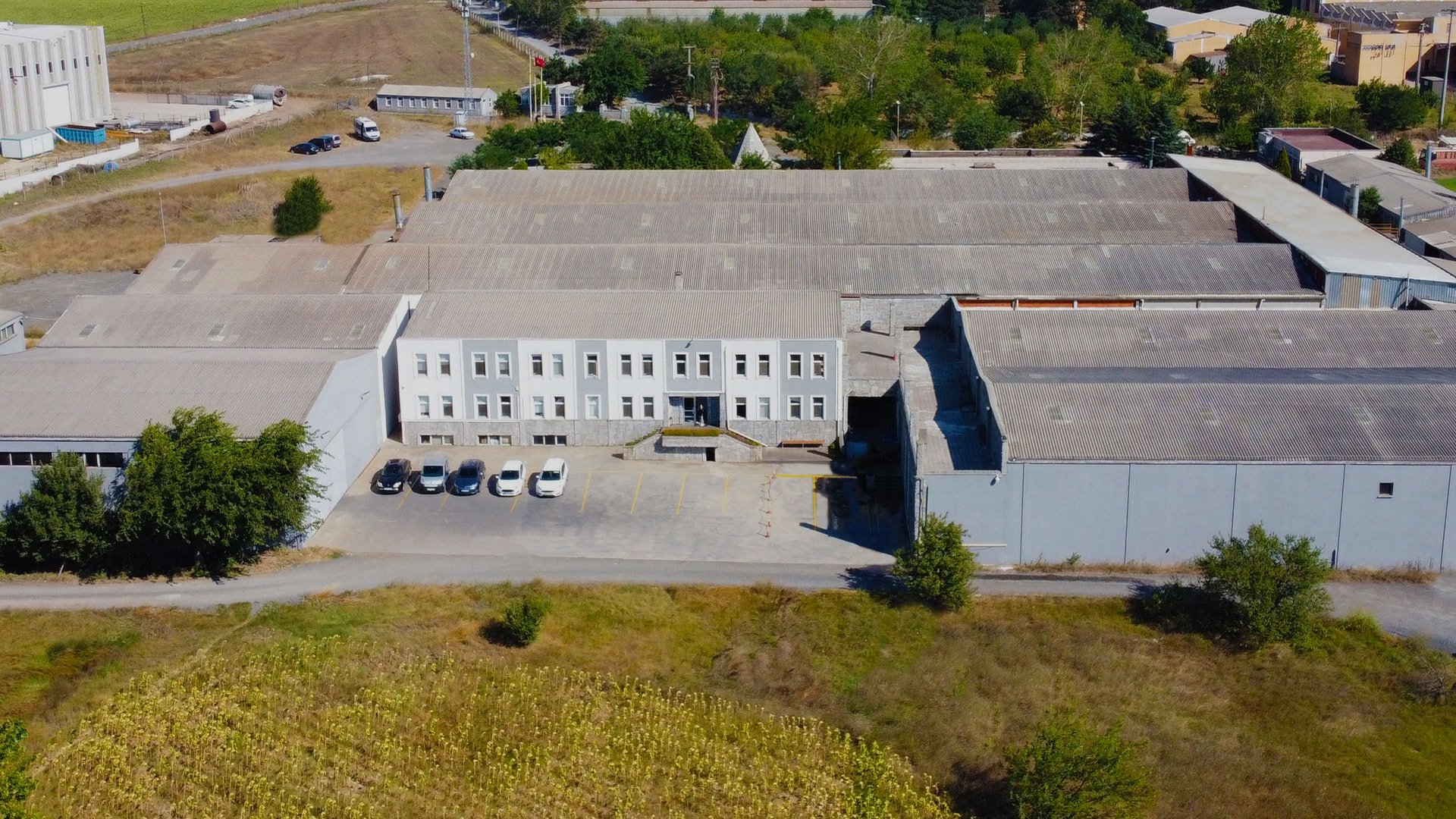 The Dilemma of Industrial Goddess: The Sunset