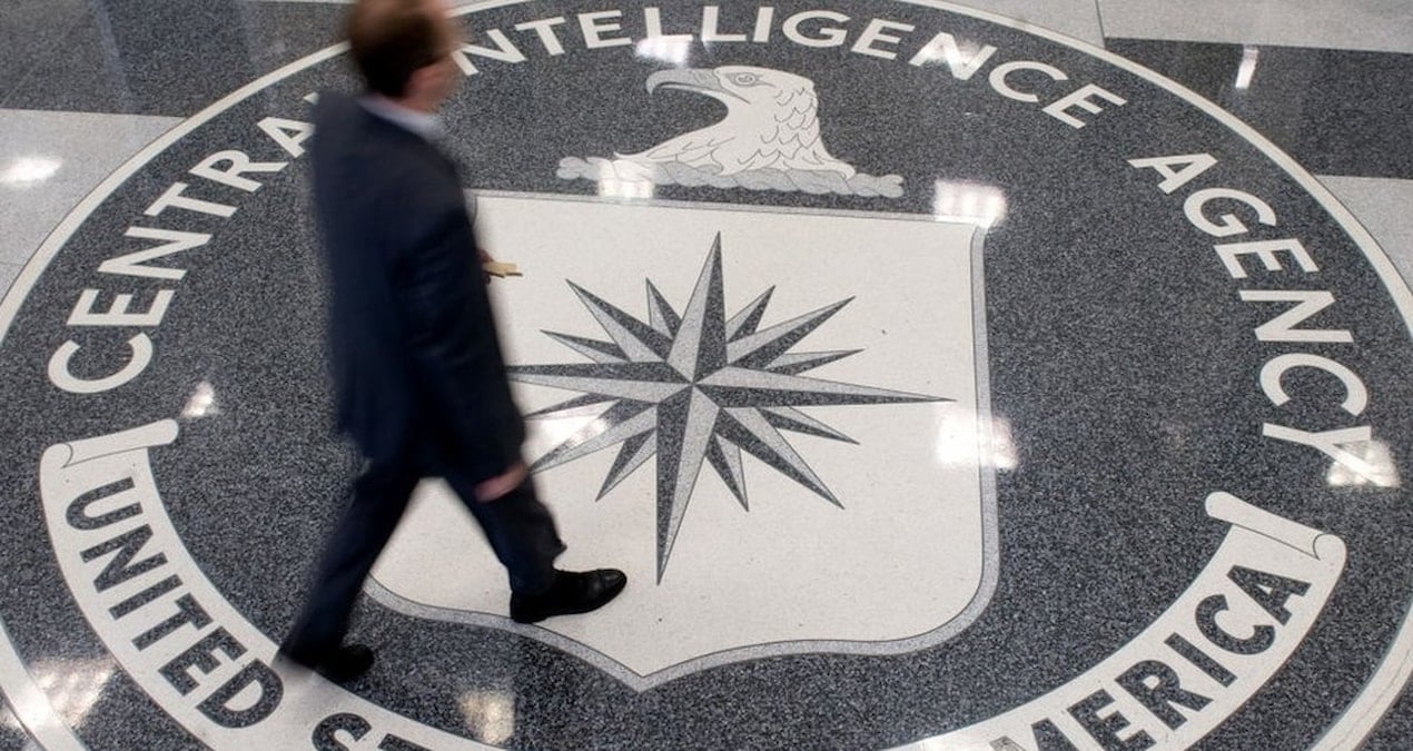 Escape from Musk's Deadly Maze: A Race Against Corporate Espionage