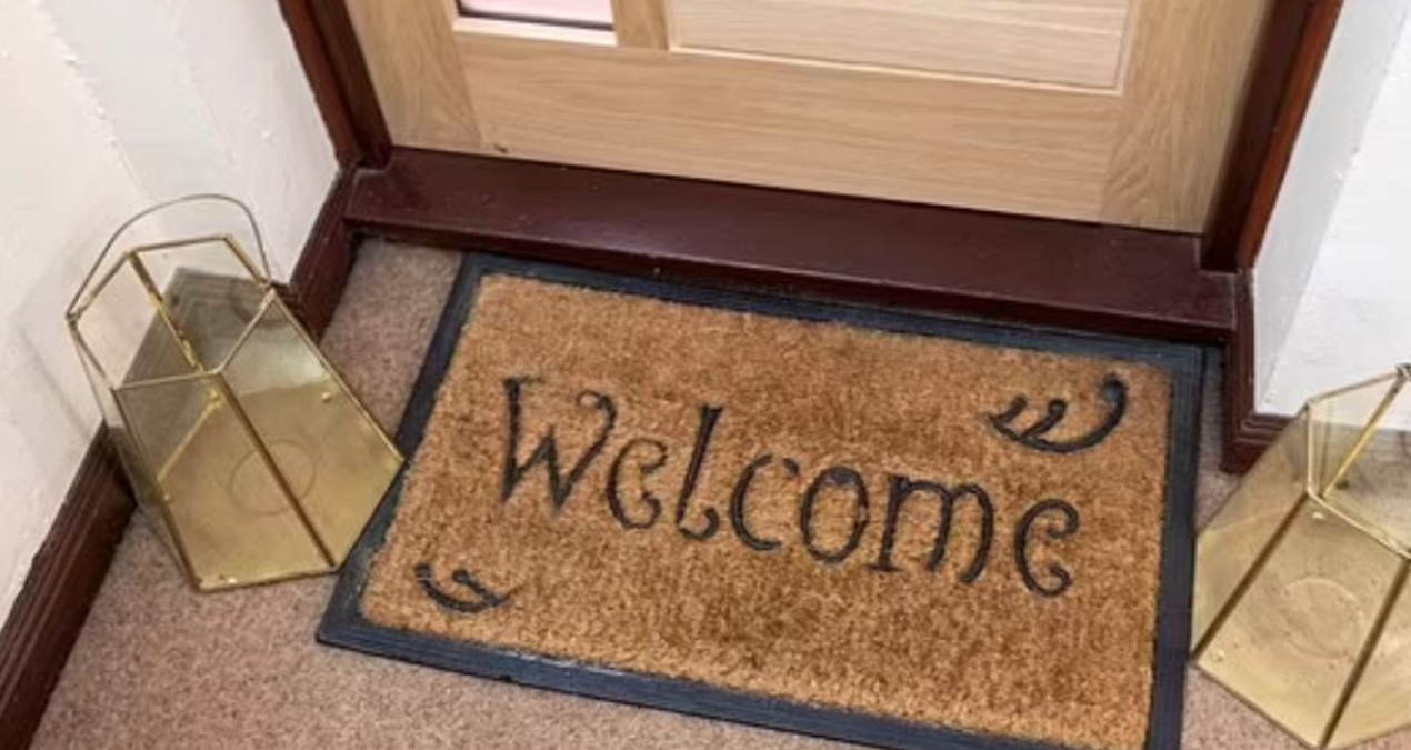 Celebrity Cribs: Fast and Pricey Real Estate Deals